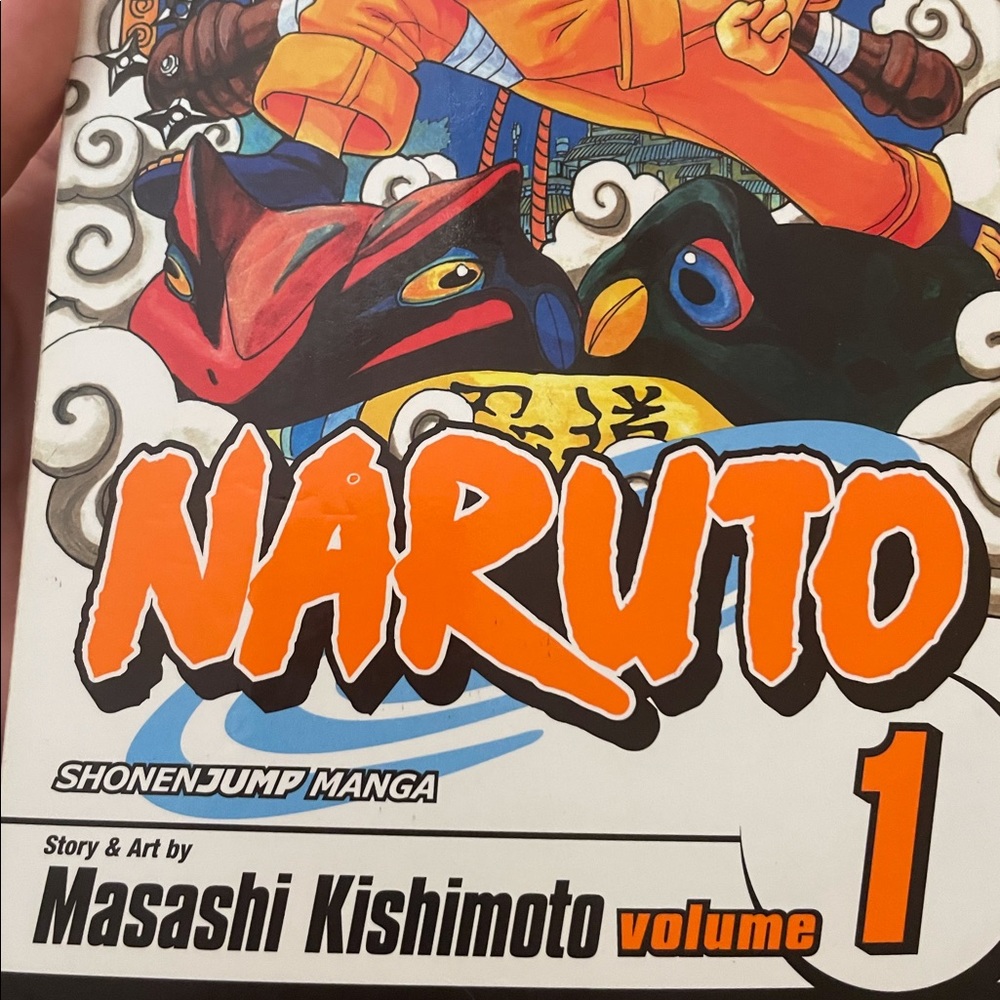 Naruto Volumes: 1-7 Rare set! Very Good Condition, minimal wear on book spine.